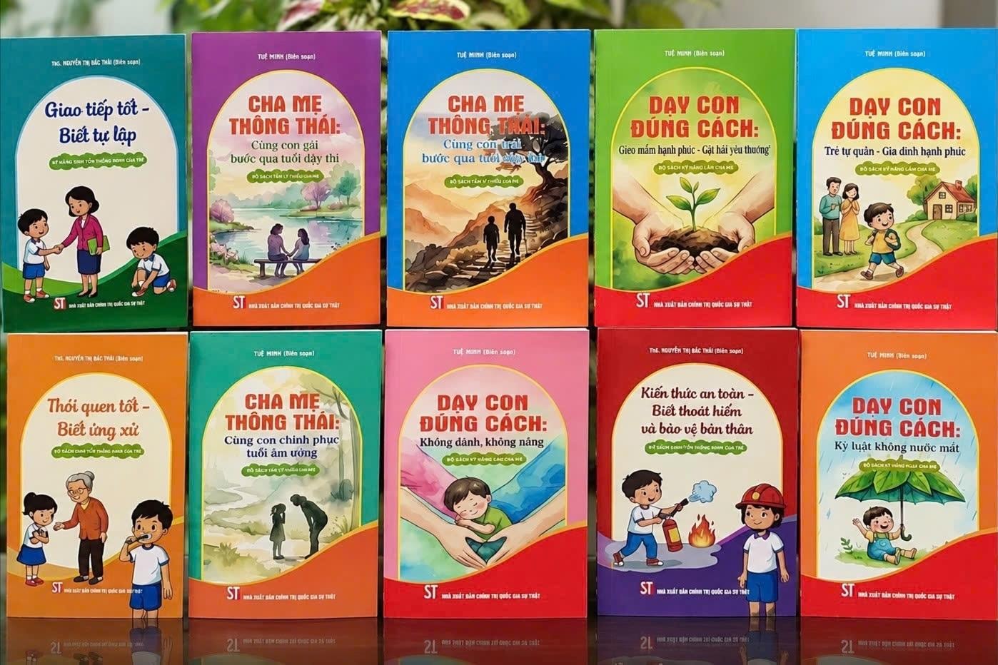 Bộ sách gieo mầm yêu thương và hiểu biết cho trẻ