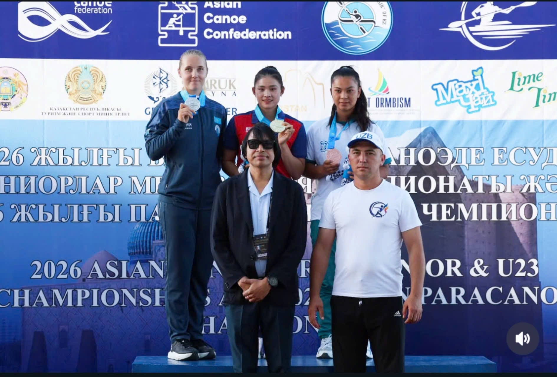 Diệp Thị Hương lập hat-trick Huy chương vàng canoeing tại giải trẻ châu Á 2026