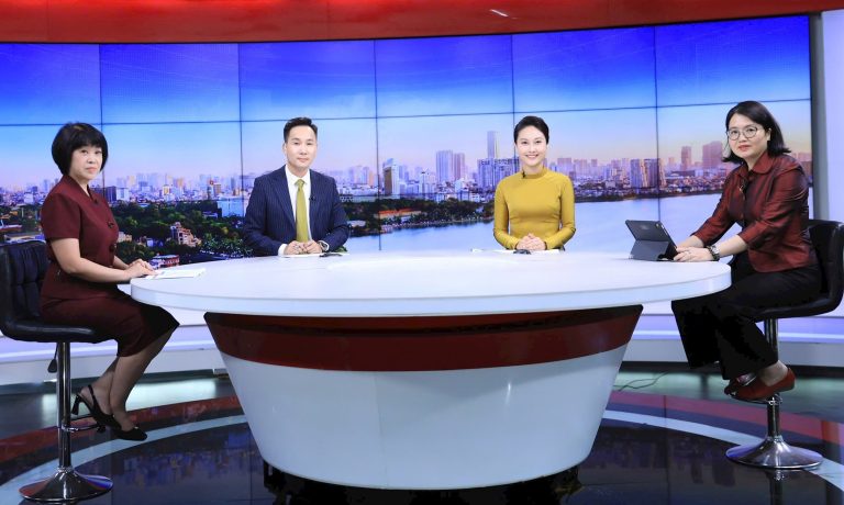 Trẻ em hạnh phúc, an toàn, vững bước trong kỷ nguyên số