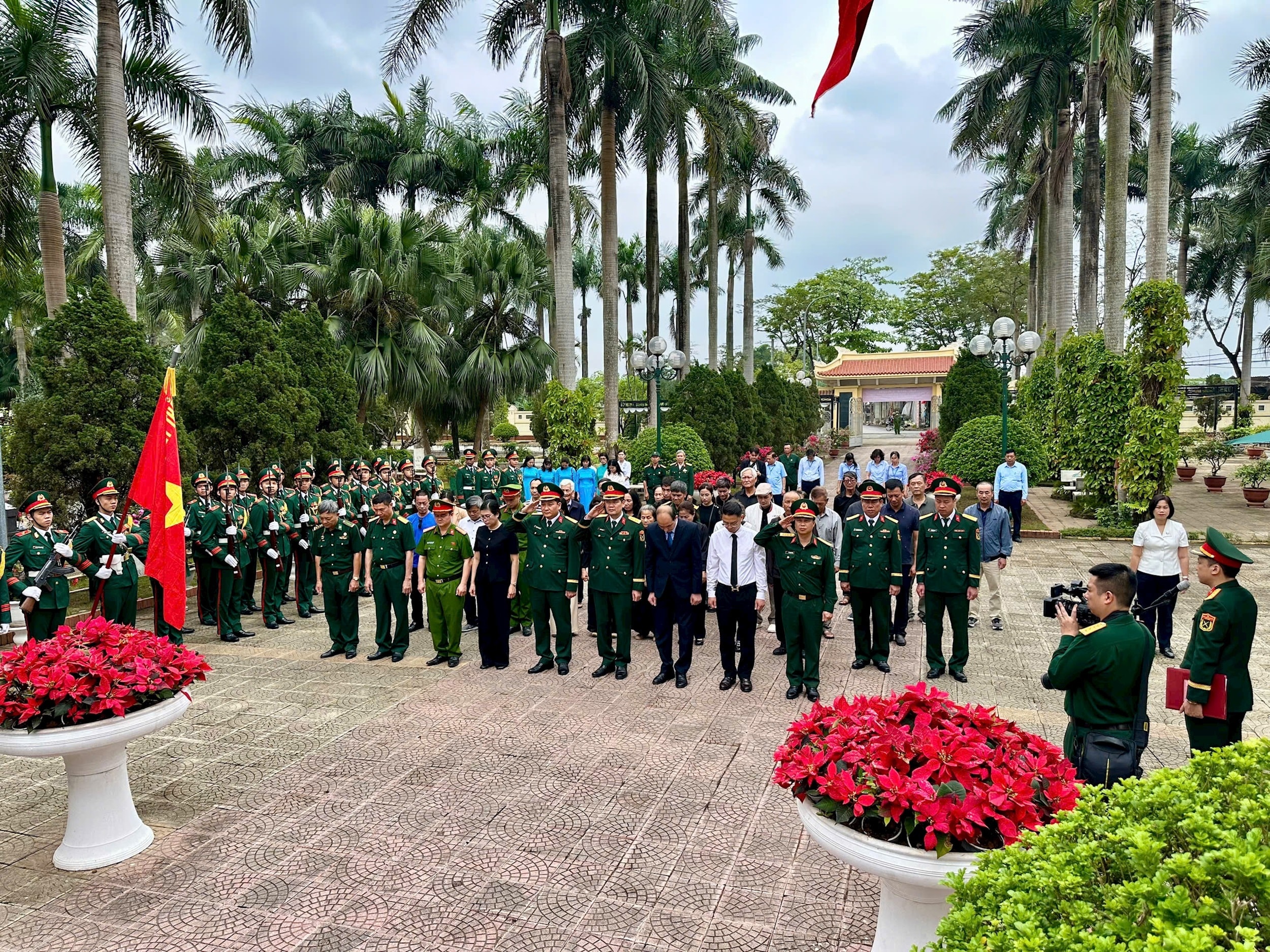 Hà Nội thống nhất chủ trương xây dựng công trình tri ân cấp quốc gia