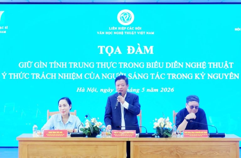 Đạo đức nghệ sĩ trước phép thử AI