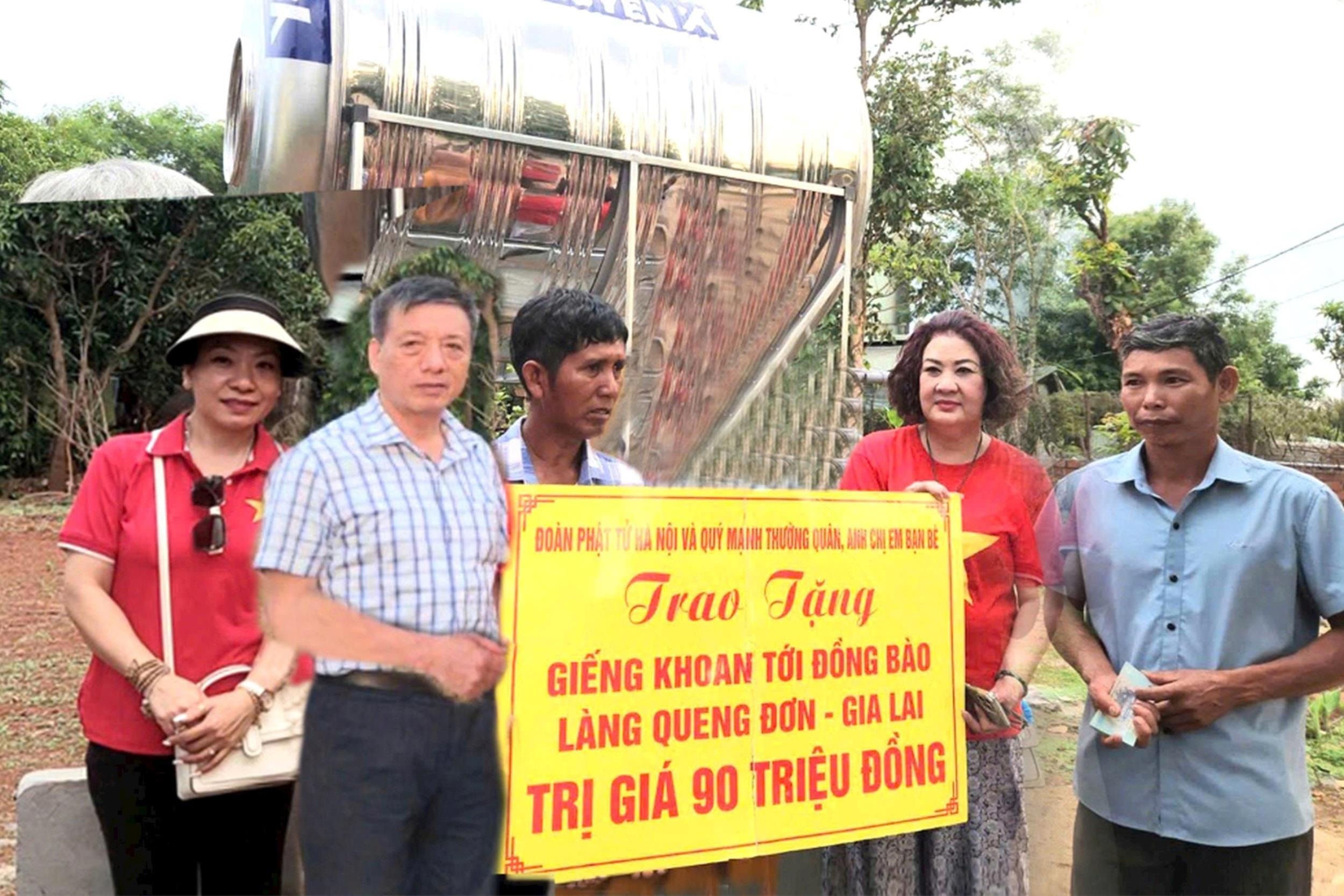 Trao quà tổng trị giá 465 triệu đồng cho trẻ em và đồng bào vùng khó khăn