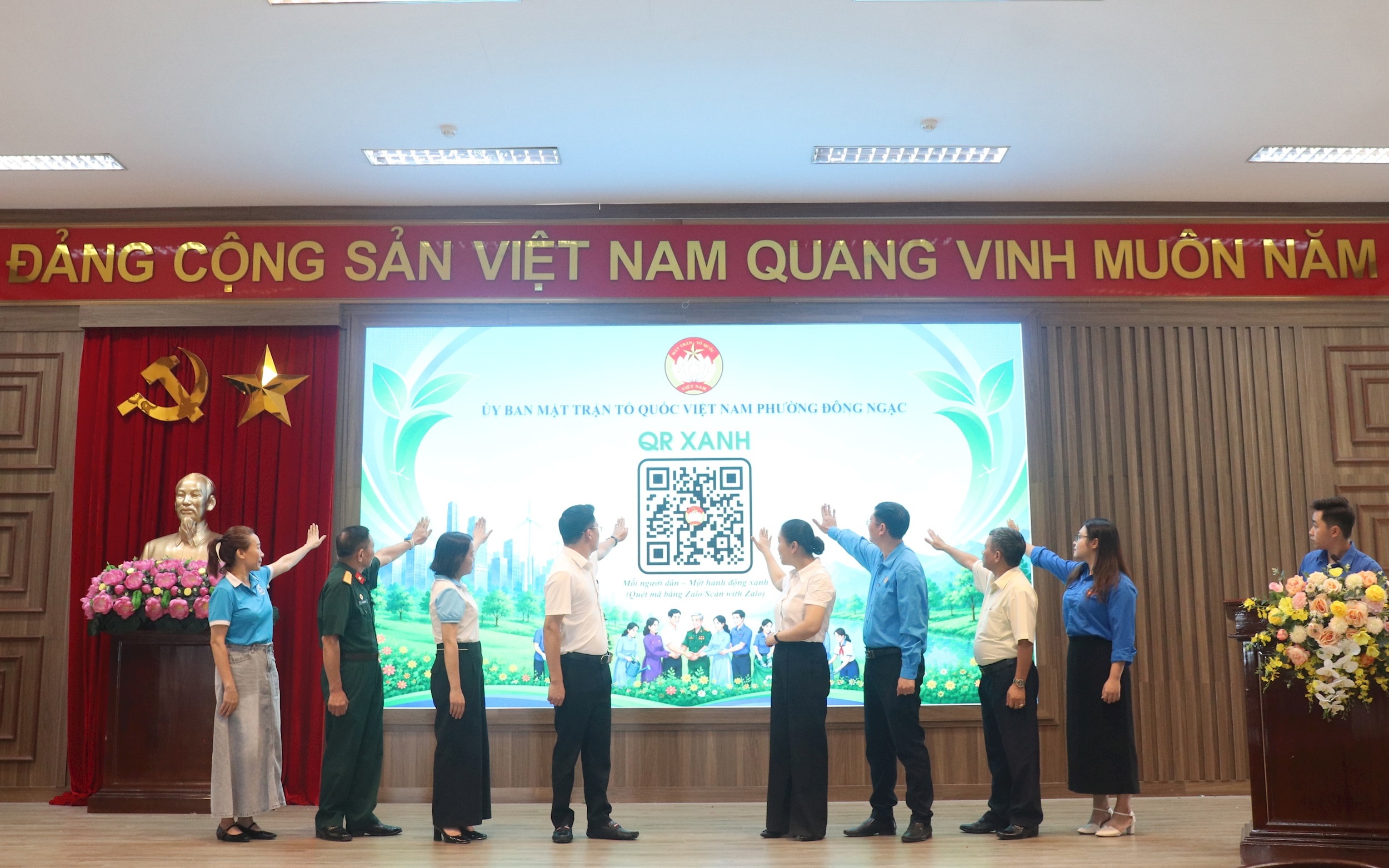 Phường Đông Ngạc triển khai mô hình “QR Xanh”, chung tay bảo vệ môi trường