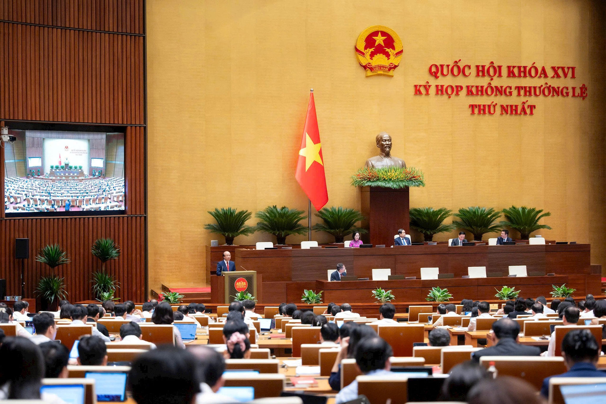 quoc-hoi2
